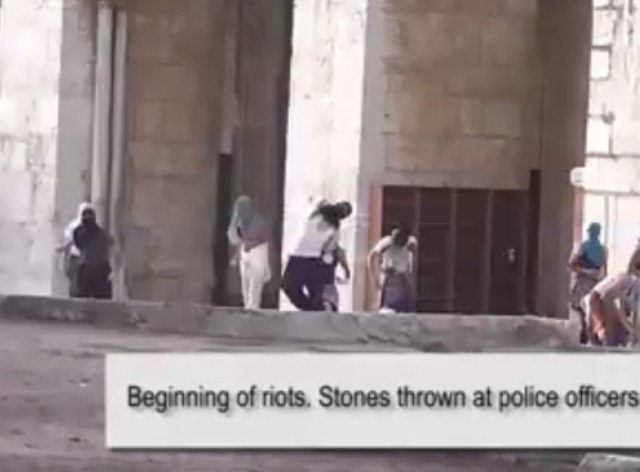 Palestinans riot on the Temple Mount in Jerusalem